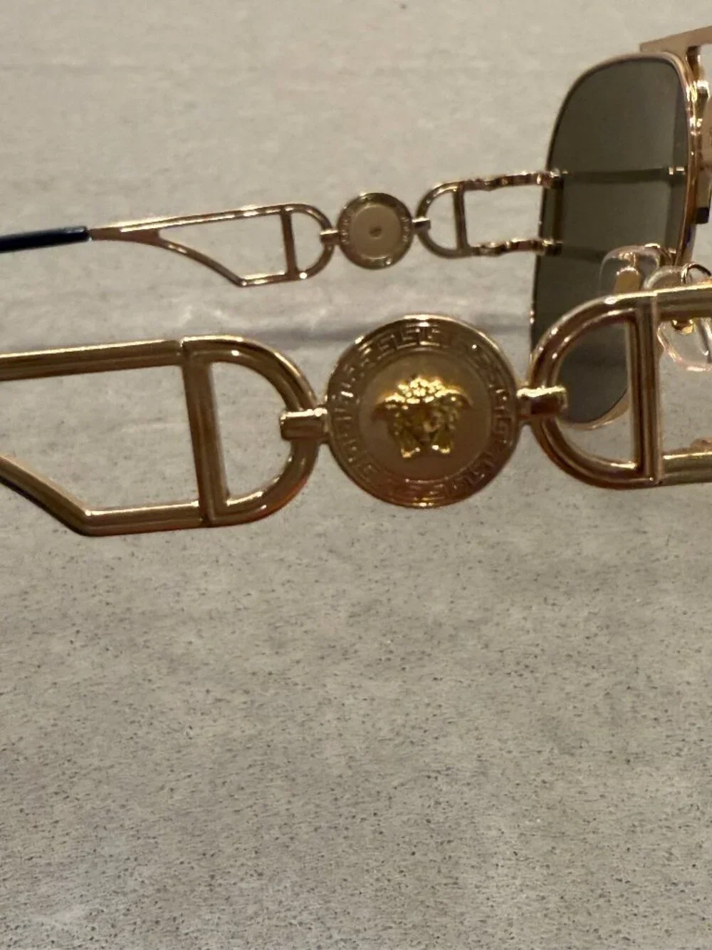 Versace MOD 2255 Gold Aviator Sunglasses – Worn Once – Case & Cloth Included